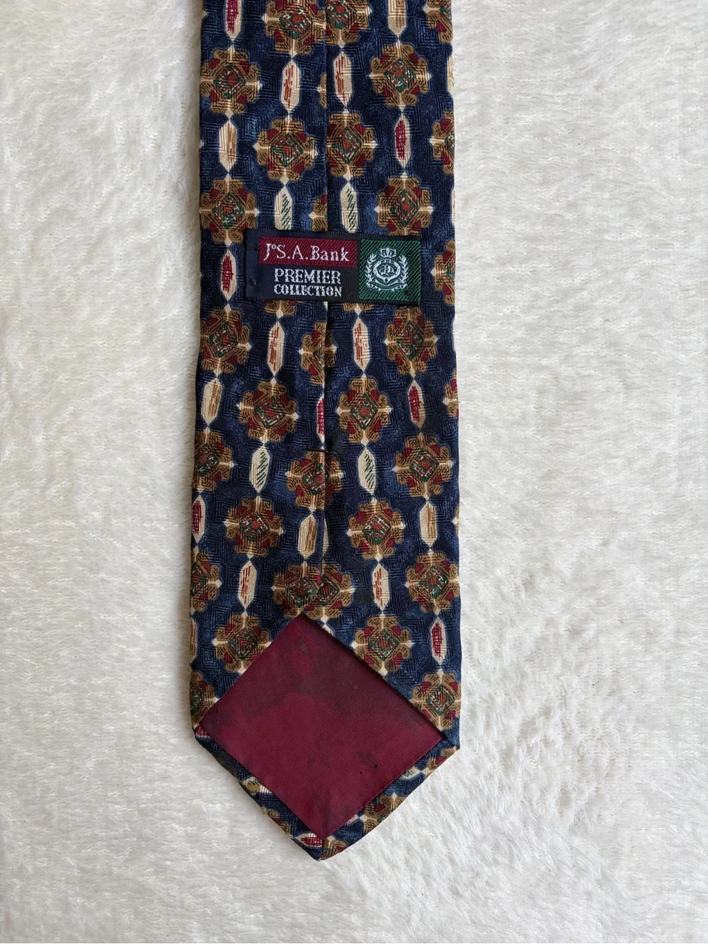Jos. A. Bank‎ Premier Collection Navy with Geometric Medallion Men's Tie